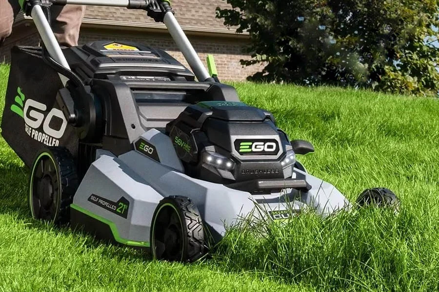 battery operated self propelled lawn mowers